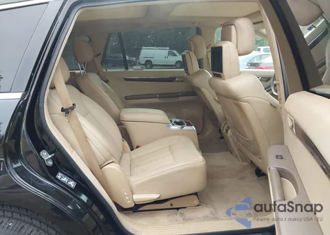 2006 Mercedes-Benz R 500 4Matic z USA, uszkodzony, nr VIN 4JGCB75E96A023571